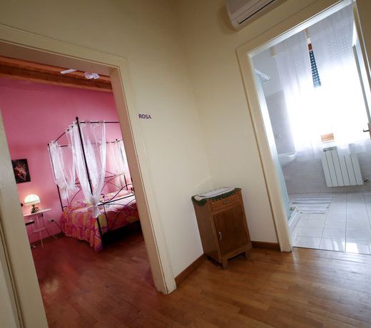 Juliette House Rooms