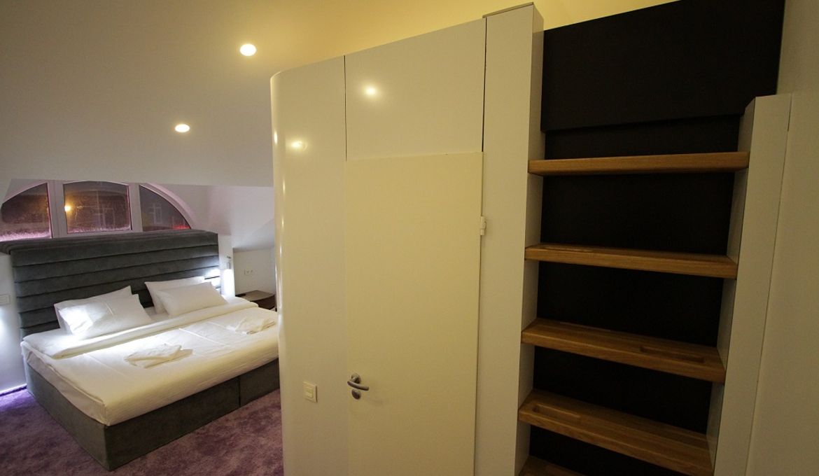 Sleepbox Hotel