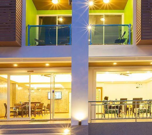 White Cat Hotel