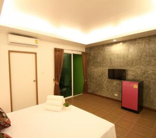 White Cat Hotel