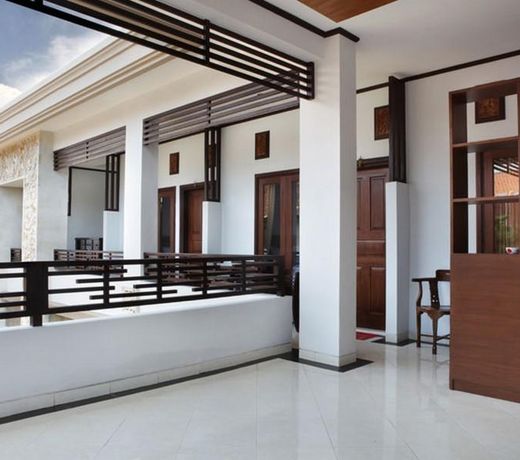 Puri Jayaraja Guest House