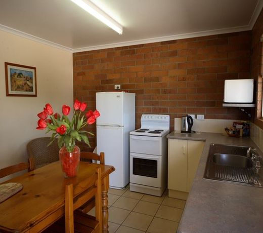 Rubyvale Motel & Holiday Units - An Adults Only Getaway