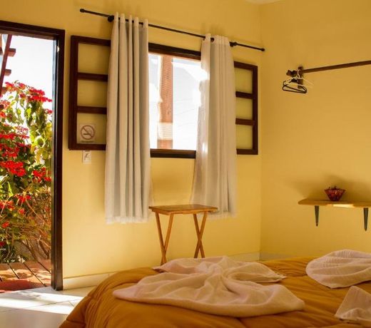 Buddy's Hostel & Pousada Alto Paraiso