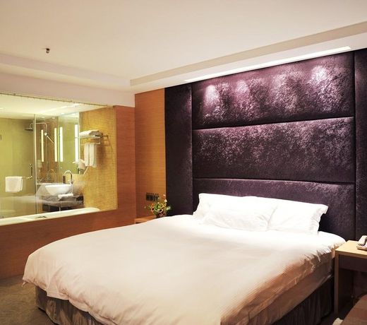 Brawway Hotel