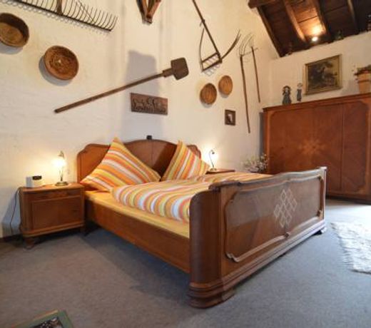 Holiday Home in Ittel with Balcony Heating BBQ Parking