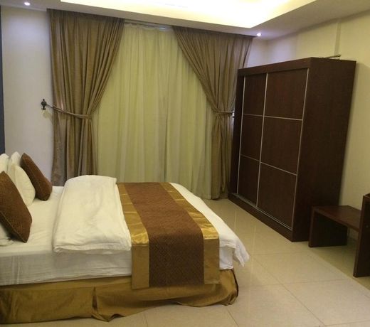 OYO 192 Romooz Inn