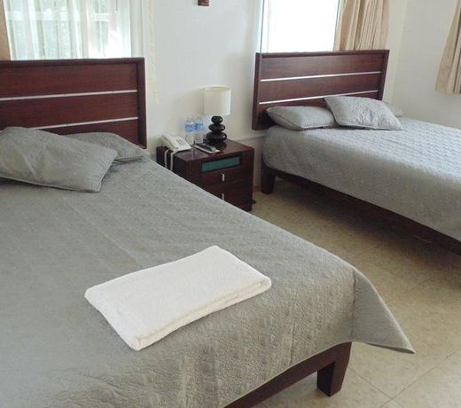 CASA DEL RIO HOTEL-SPA