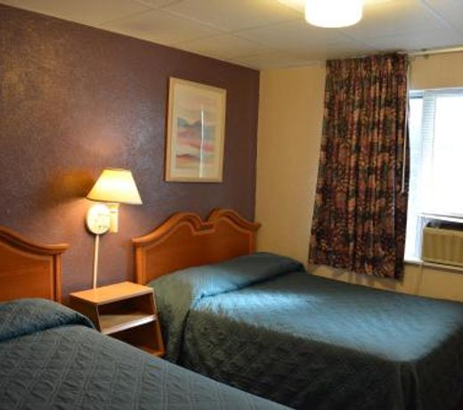 Royal Court Motel