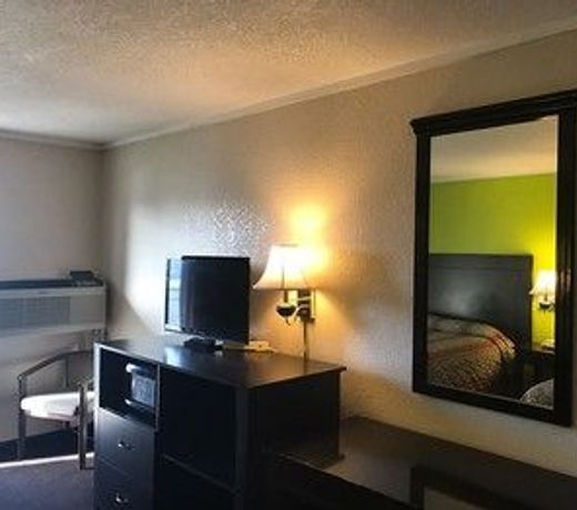 Woodville Inn