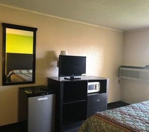 Woodville Inn