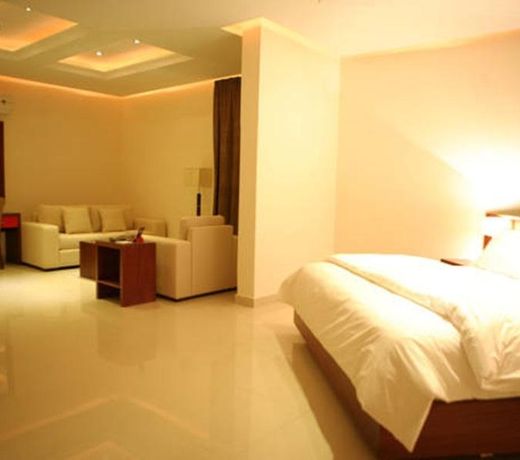 180 Degrees Executive Suites