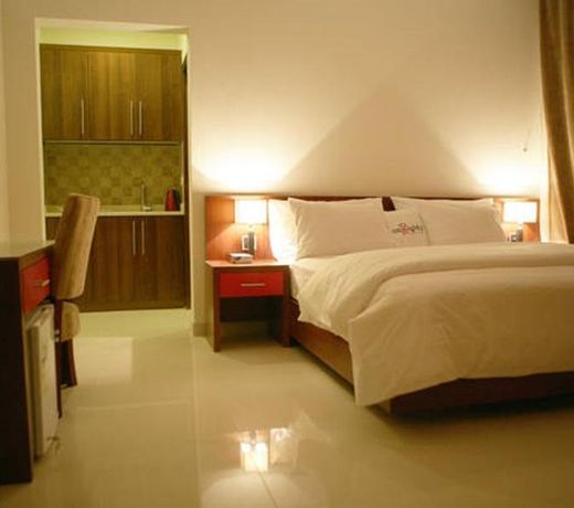 180 Degrees Executive Suites