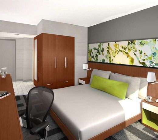 Hilton Garden Inn Central Park South