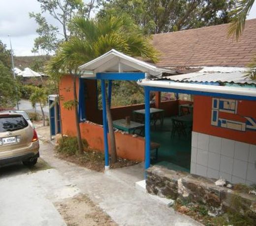 3 Martini Hotel