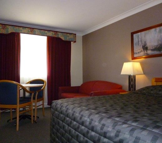 Highlands Motor Inn