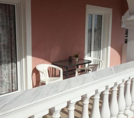 Paradiso Aparthotel