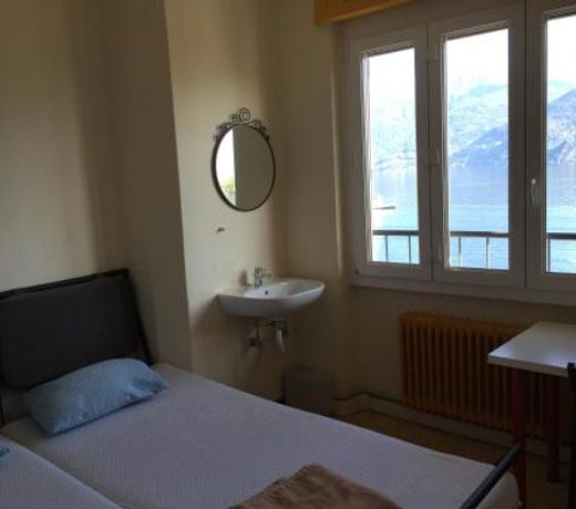 Lake Como Hostel