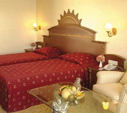 Grand Newport Hotel - All Inclusive