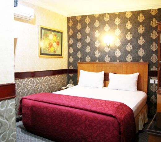 Hotel Menara Lexus
