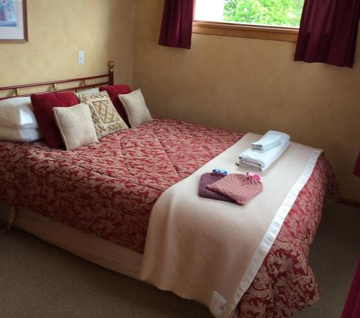 Lorneville Lodge & Holiday Park