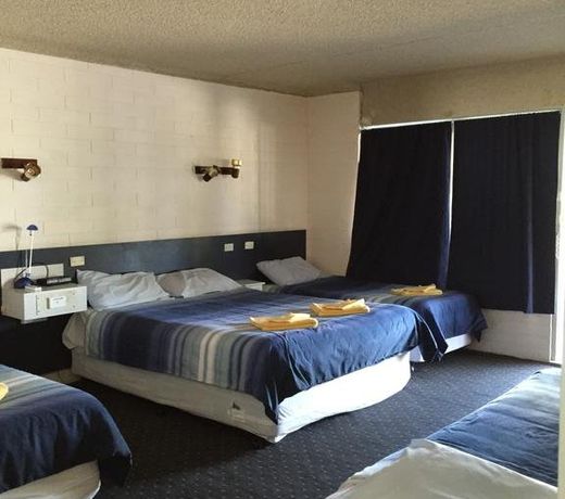 Capri Motel