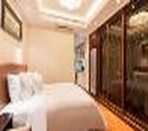 Qingdao Center Hotel and Apartment