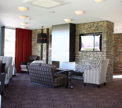 Queenstown Park Boutique Hotel