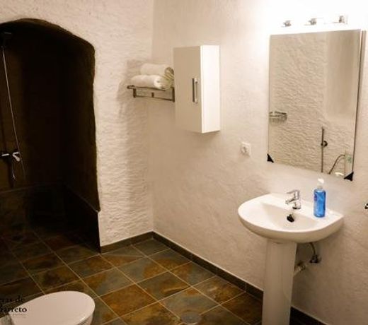 Cuevas De Barreto