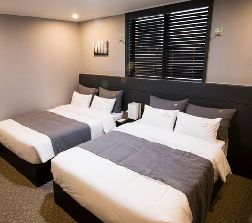 B.Cent Hotel