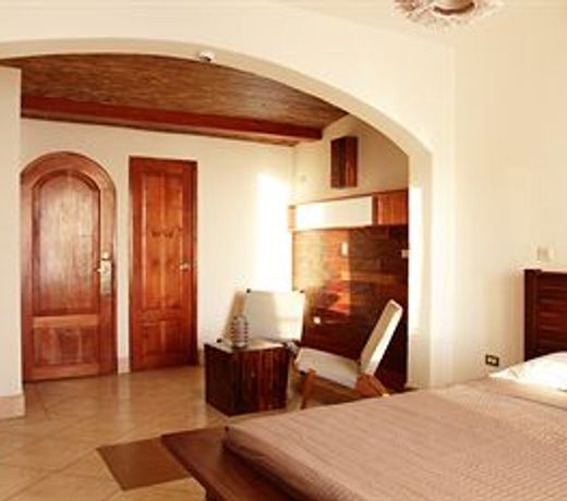 Hotel Alcazar