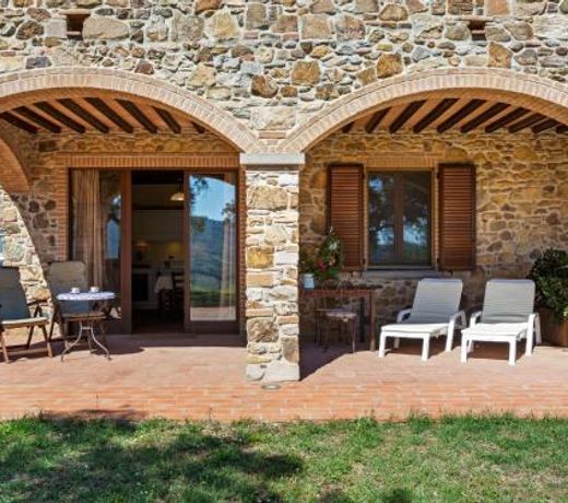 Stone Apartment in Suvereto Tuscany with Hillside View