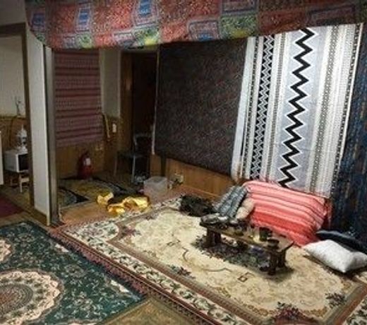 Linker Party House - Hostel