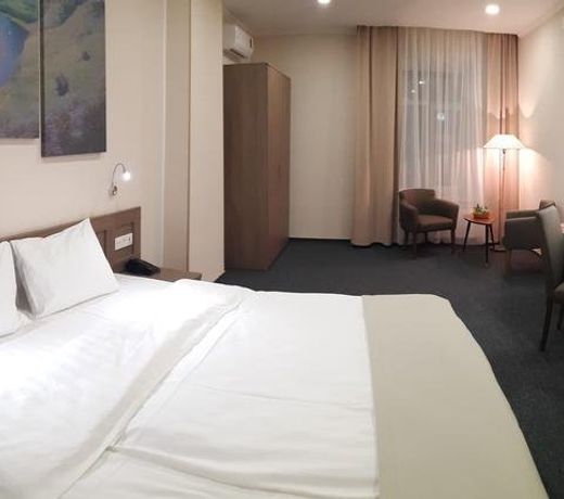 Hotel Platov