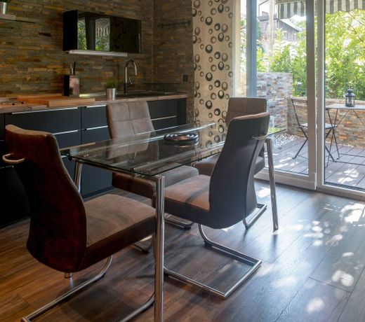 Cute sunny apartment KOD1