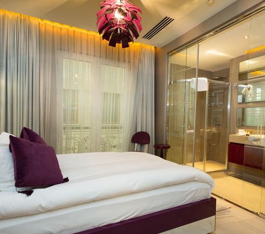 Golden Pearl Boutique Hotel