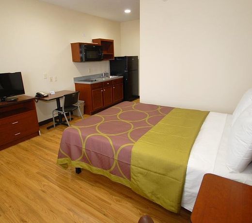 White House Suites