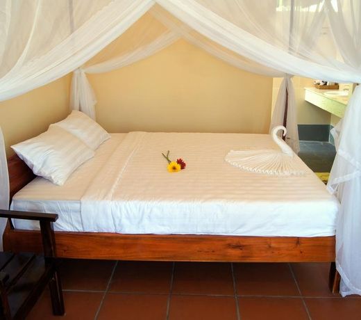 Gold Sand Beach Bungalow