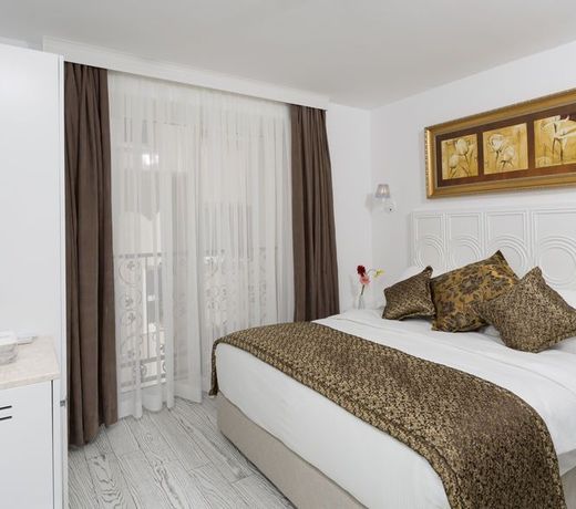 Wise Hotel & Spa - Adults Only