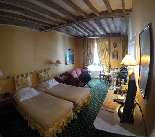 Le Relais Médicis