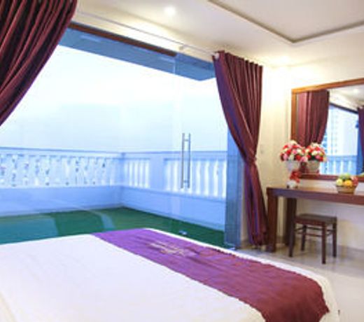 Lavender Danang Hotel