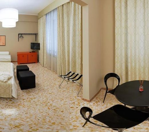In Suite