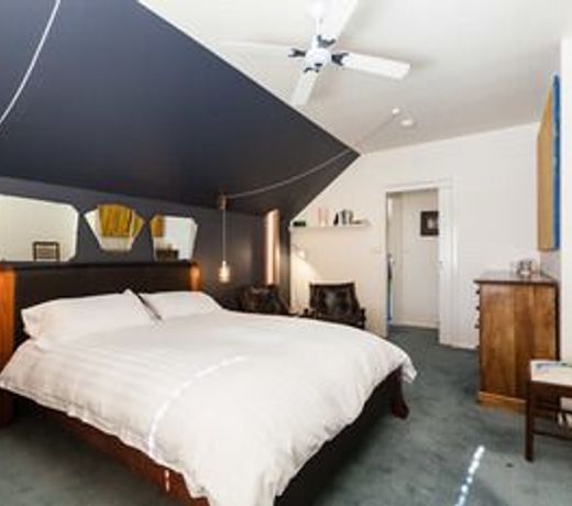 KELLY, 3BDR Northcote House