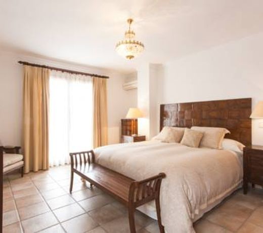 Villa Portals Nous by Priority