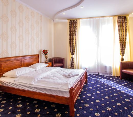 Hotel Golden Night