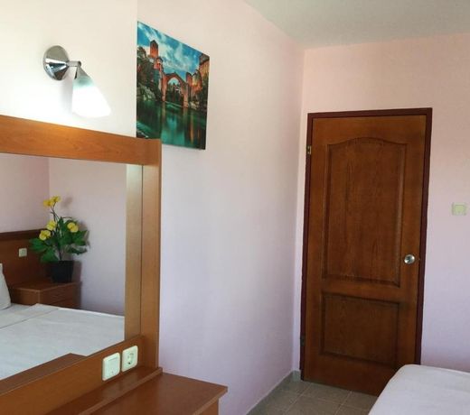Hotel Holiday Apart
