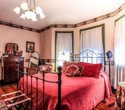 Hollerstown Hill Bed and Breakfast