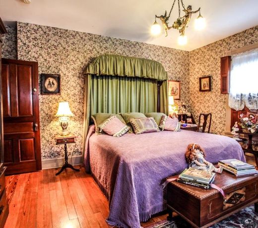 Hollerstown Hill Bed and Breakfast