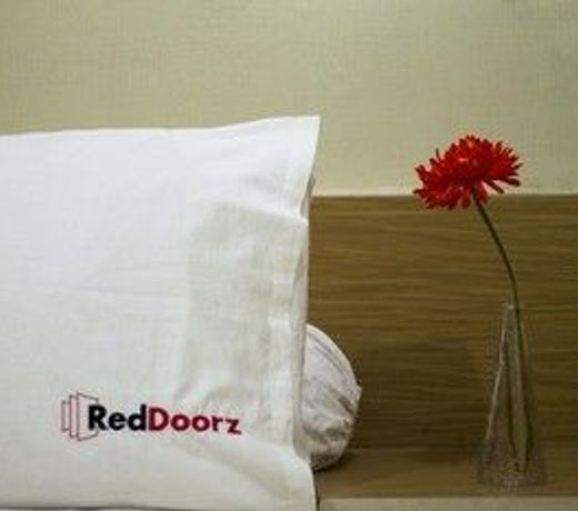 RedDoorz @ Kebon Jeruk