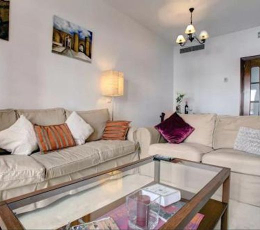Apartamento Atenea centro con garaje gratuito