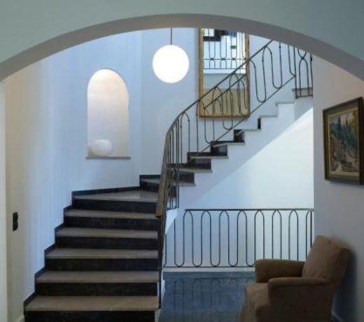 Villa Alpha